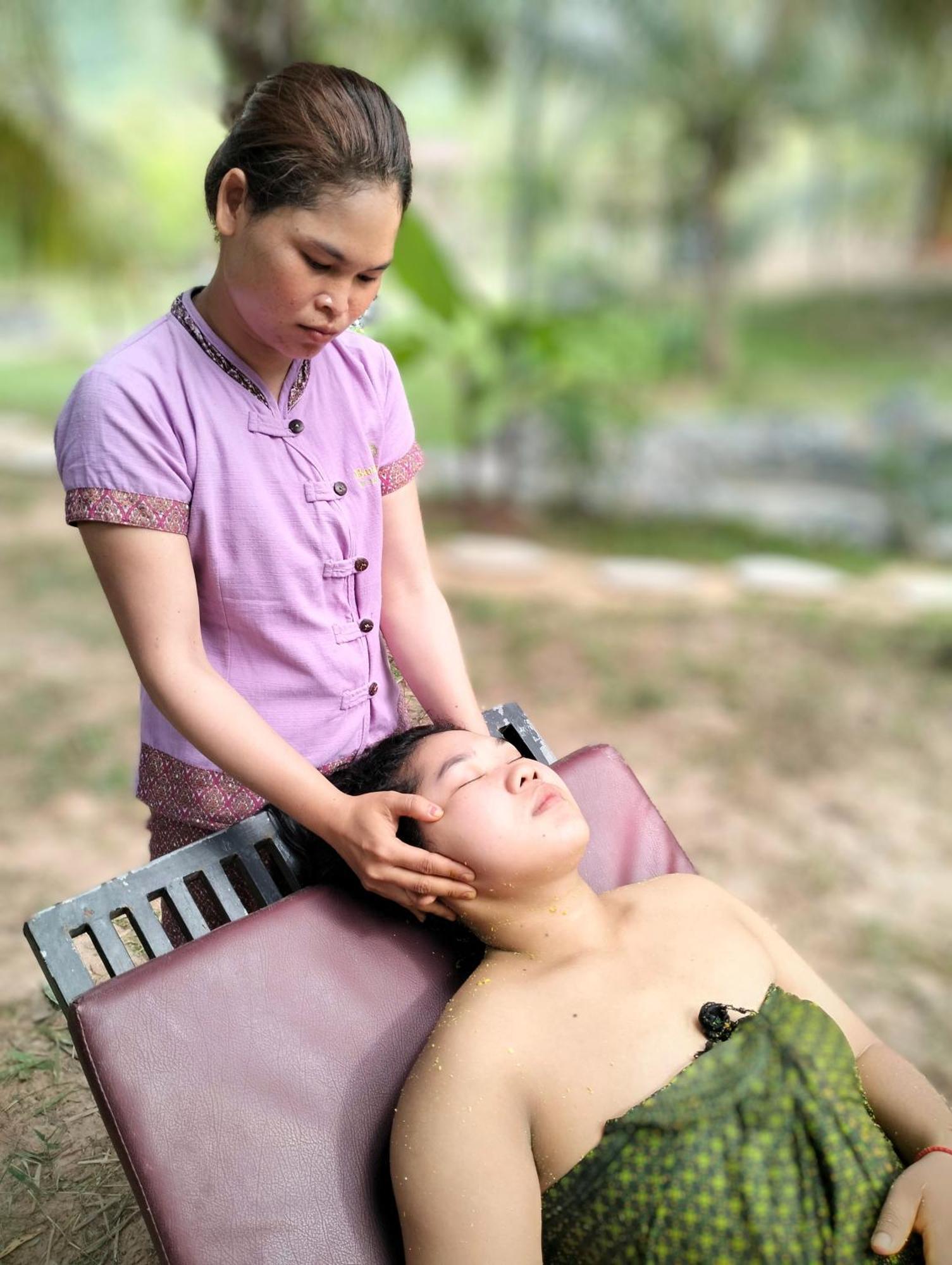 Banteay Srey Women'S Only Traditional Spa And Homestay 캄폿 외부 사진